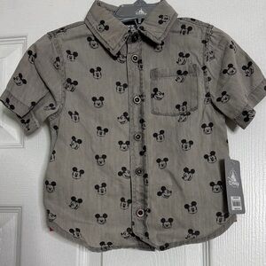 NWT-Disney Mickey Mouse Faces Button-Up Shirt